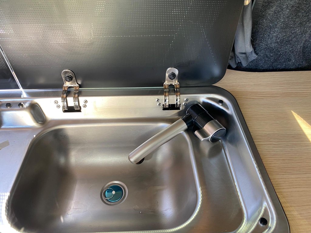 Used Volkswagen Transporter 2011 for sale - 77897611: Photo 20