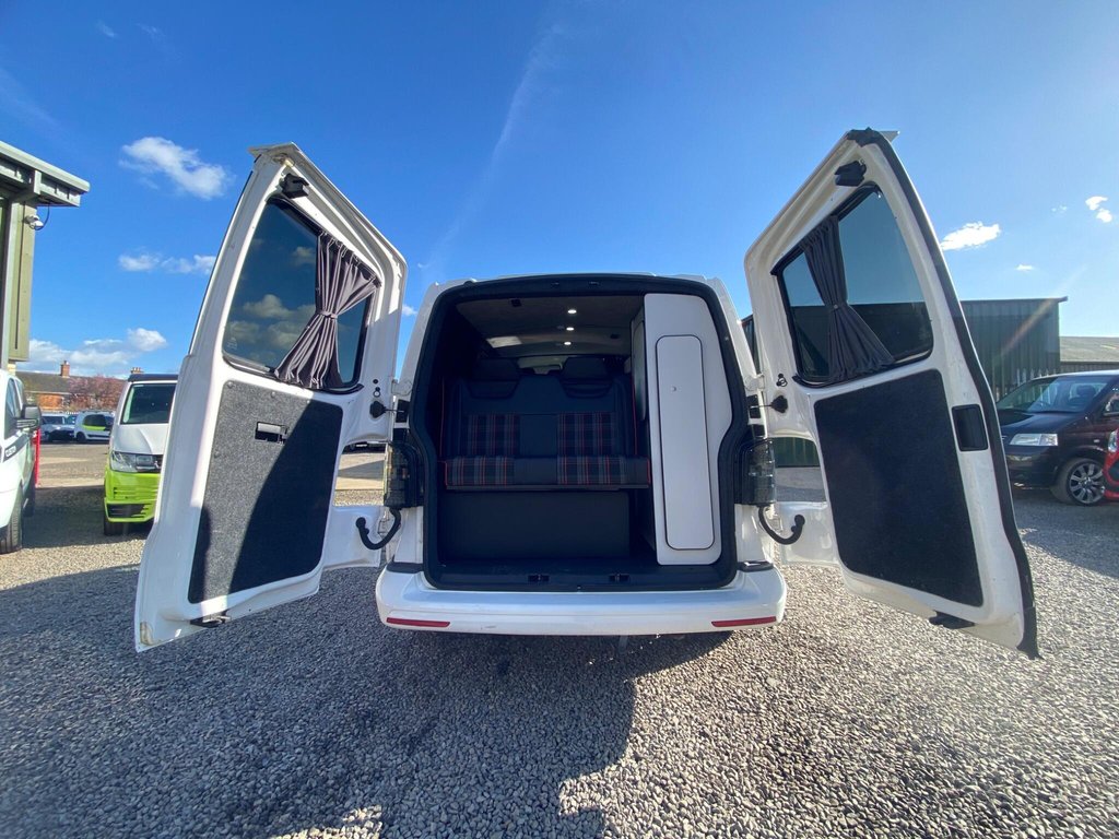 Used Volkswagen Transporter 2011 for sale - 77897611: Photo 41