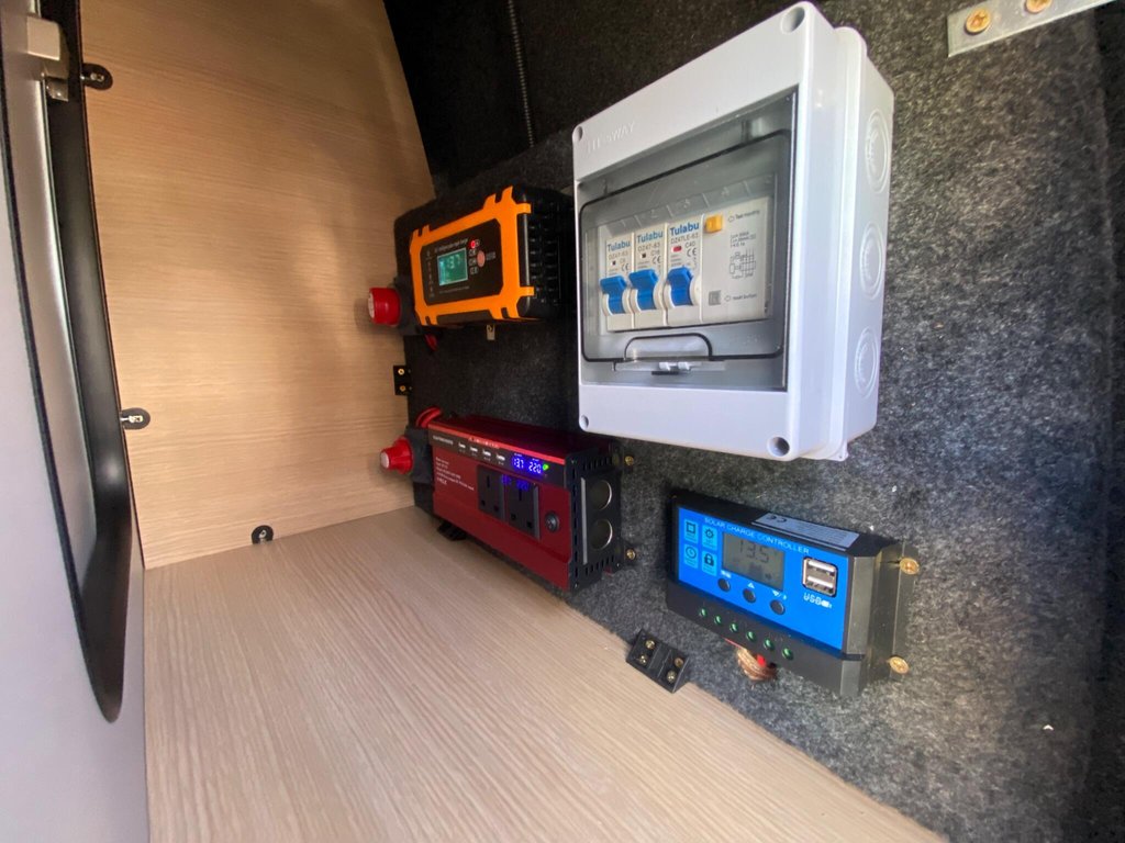 Used Volkswagen Transporter 2011 for sale - 77897611: Photo 47