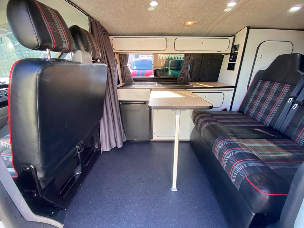 Used Volkswagen Transporter 2011 for sale - 77897611: Photo 5