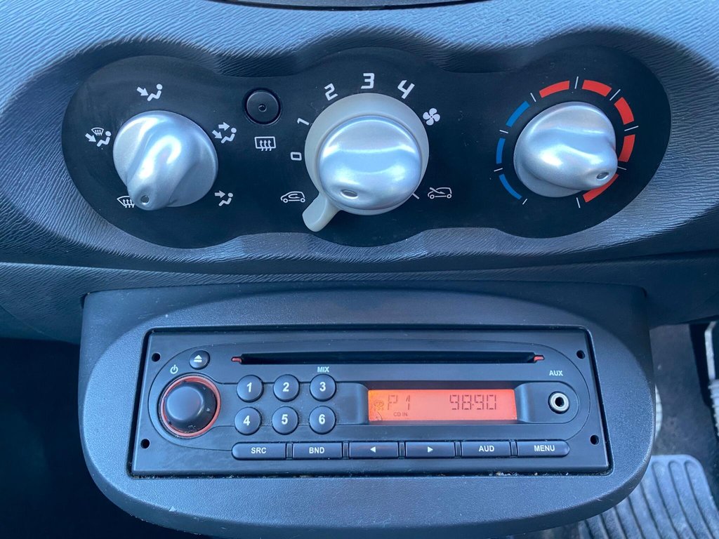 Used Renault Twingo 2009 for sale - 77096355: Photo 32