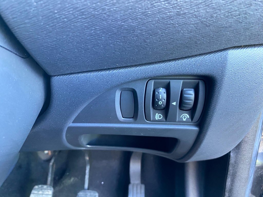 Used Renault Twingo 2009 for sale - 77096355: Photo 37