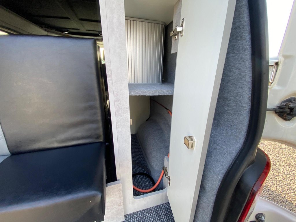 Used Volkswagen Transporter 2006 for sale - 77785998: Photo 43