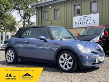 Used MINI Convertible 2004 for sale - 79454773: Photo