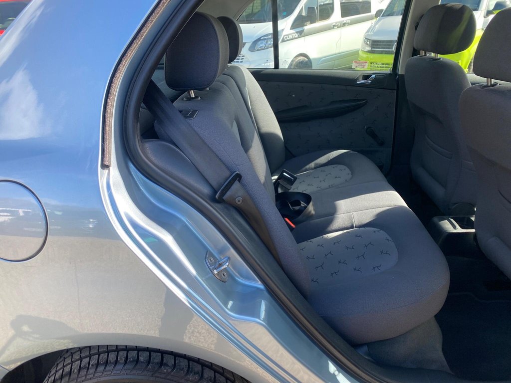 Used Skoda Fabia 2002 for sale - 78059565: Photo 44