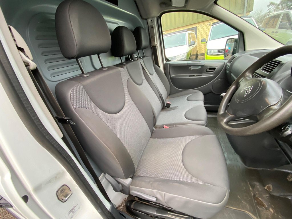 Used Citroen Dispatch 2015 for sale - 77250309: Photo 37