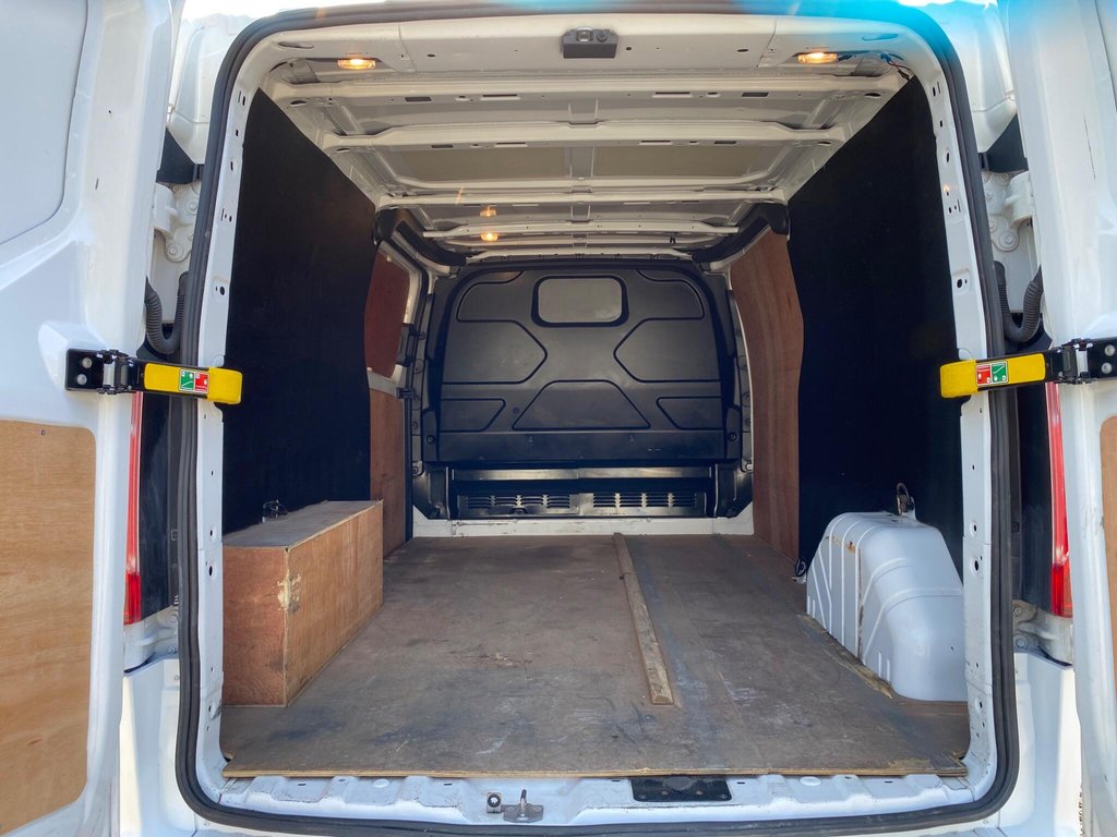 Used Ford Transit Custom 2018 for sale - 77890862: Photo 9