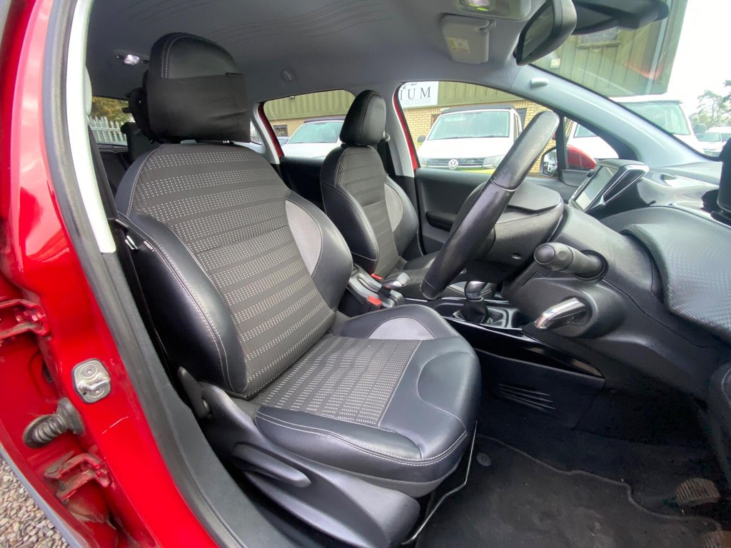 Used Peugeot 2008 2017 for sale - 76510246: Photo 32