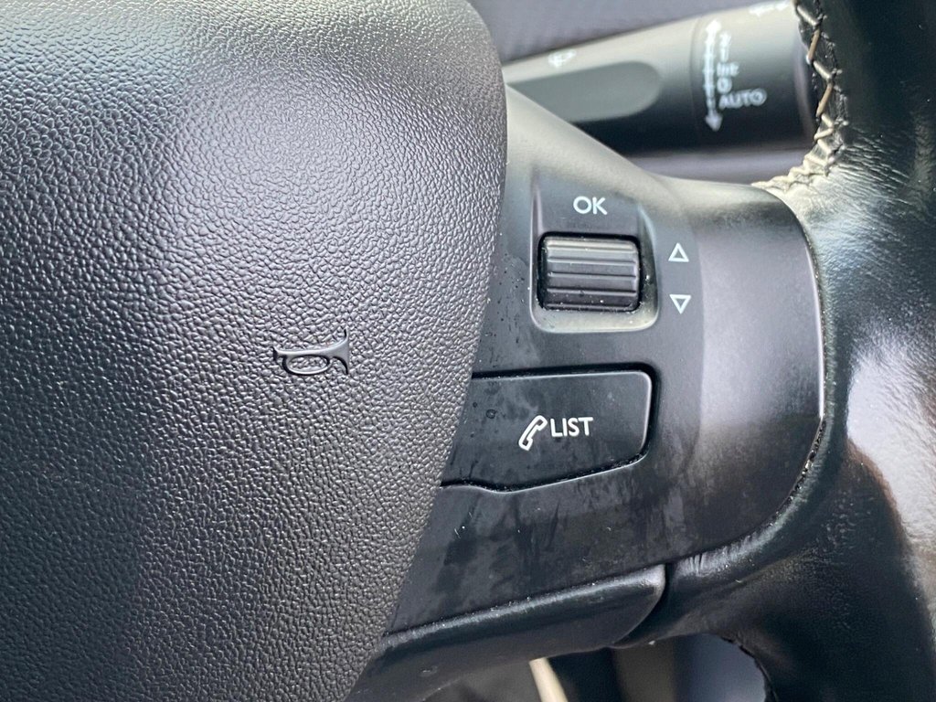 Used Peugeot 2008 2017 for sale - 76510246: Photo 41