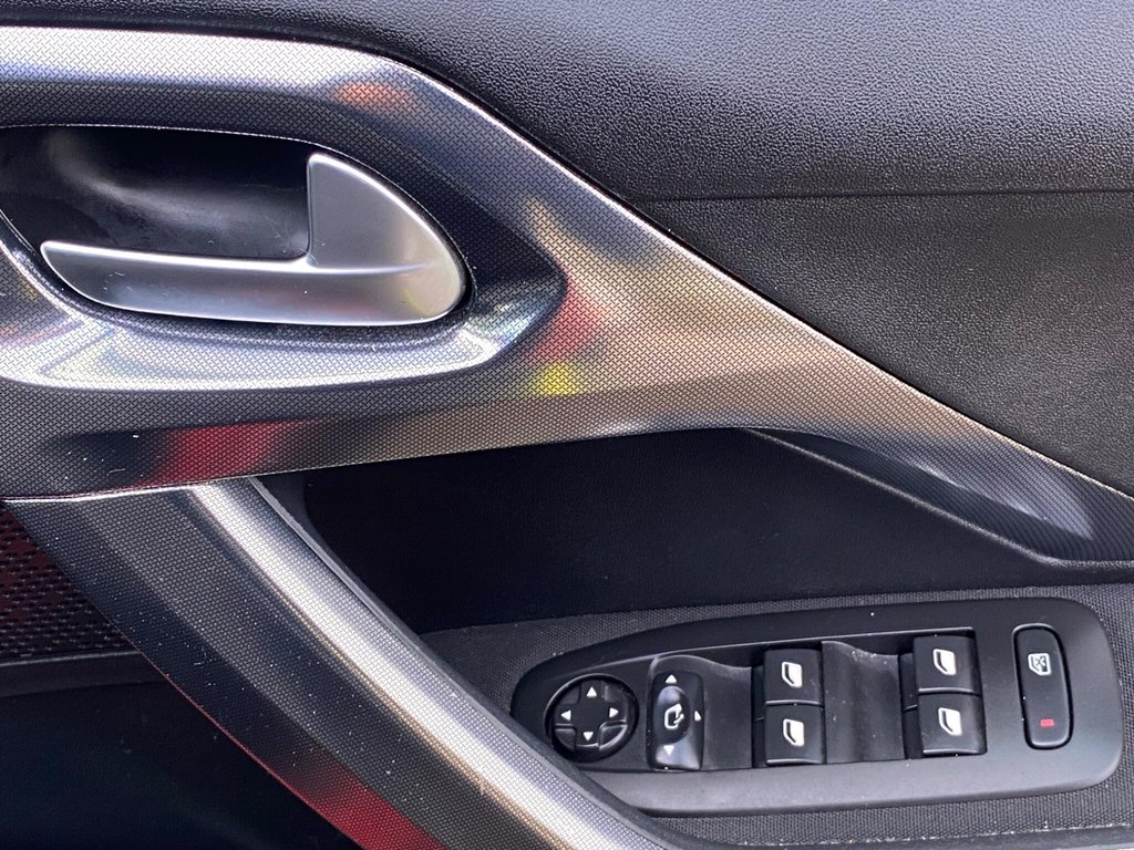 Used Peugeot 2008 2017 for sale - 76510246: Photo 44