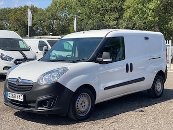 Used Vauxhall Combo 2018 for sale - 79523131: Photo