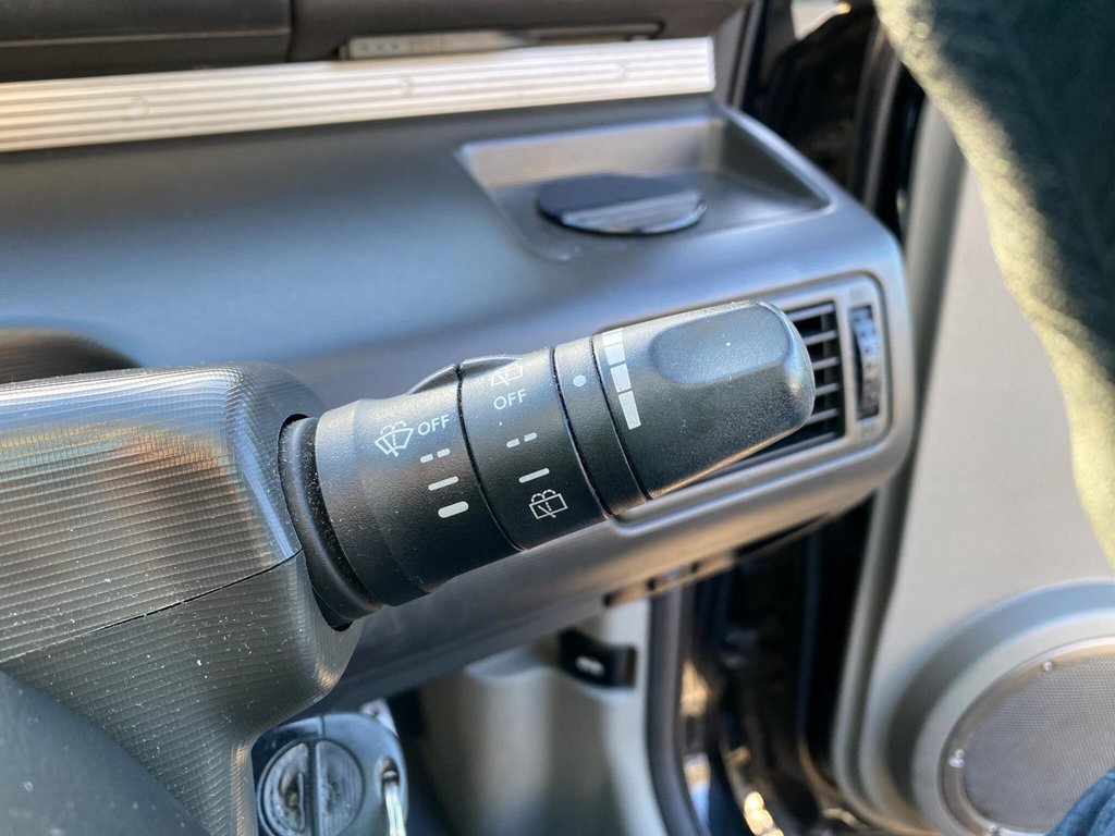 Used Nissan X-Trail 2002 for sale - 77313381: Photo 37