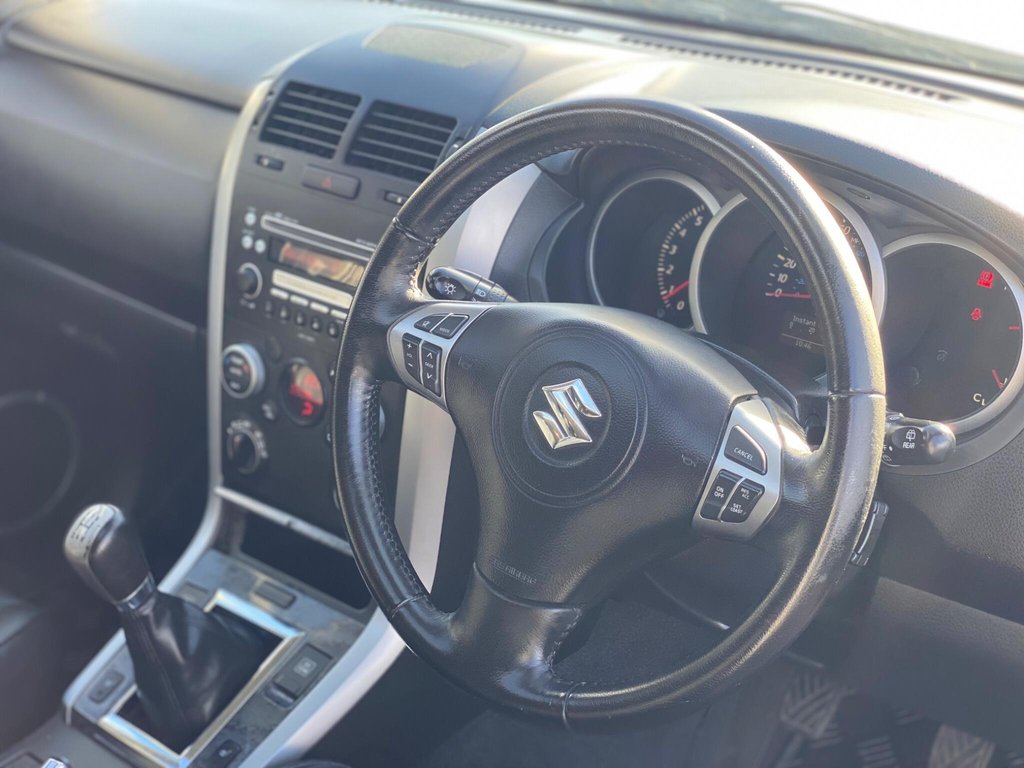 Used Suzuki Grand Vitara 2011 for sale - 76631844: Photo 24