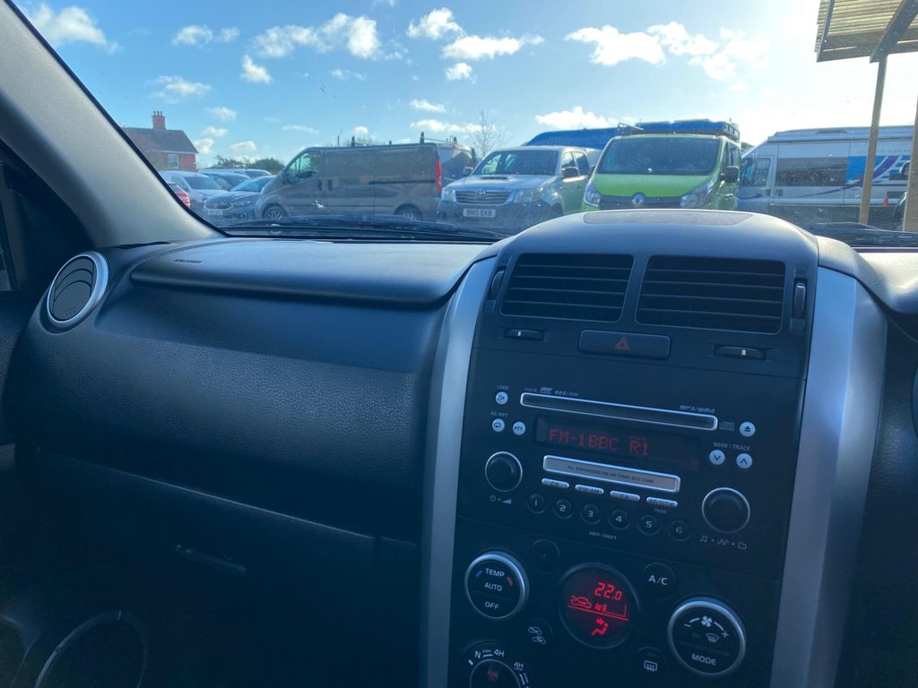 Used Suzuki Grand Vitara 2011 for sale - 76631844: Photo 25