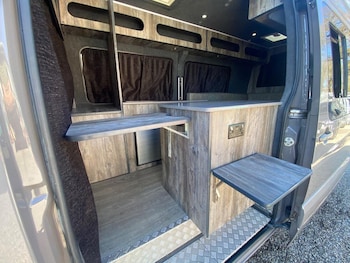 Used Volkswagen Crafter 2010 for sale - 77941805: Photo