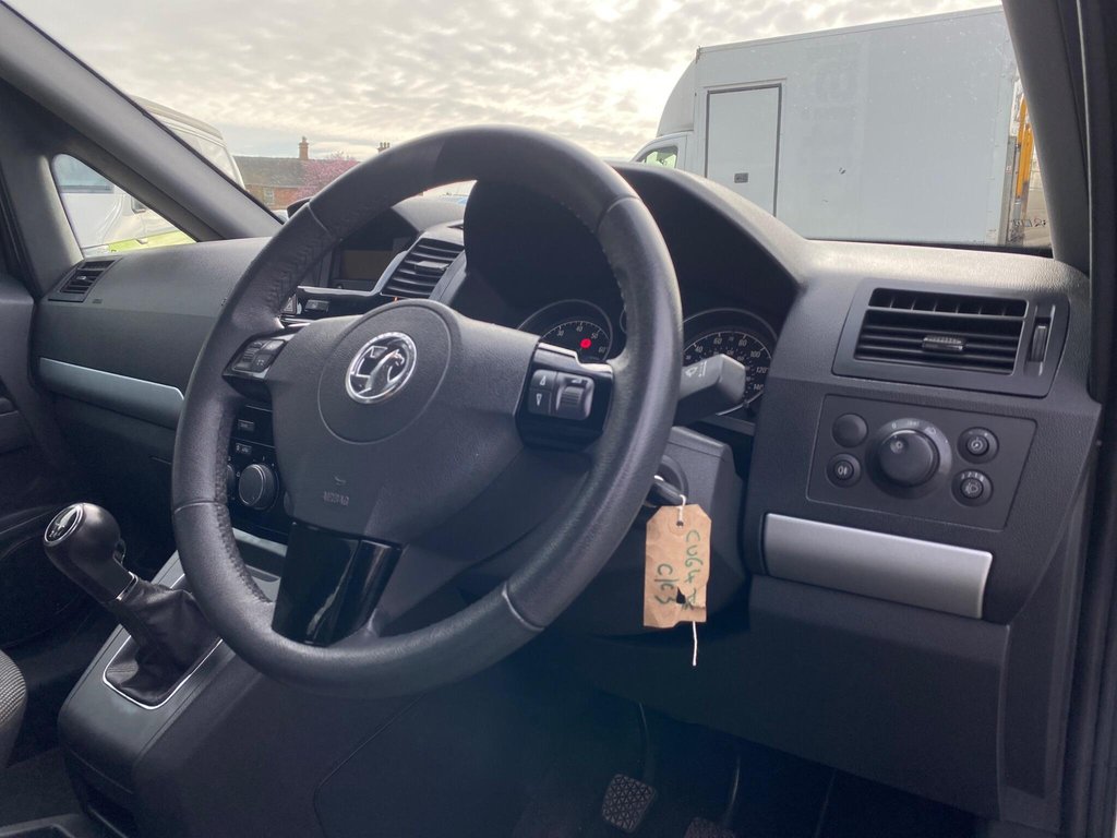 Used Vauxhall Zafira 2014 for sale - 77734392: Photo 32