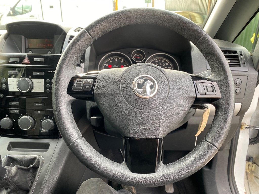 Used Vauxhall Zafira 2014 for sale - 77734392: Photo 9