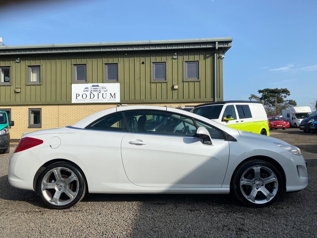 Used Peugeot 308 2010 for sale - 77673449: Photo 21