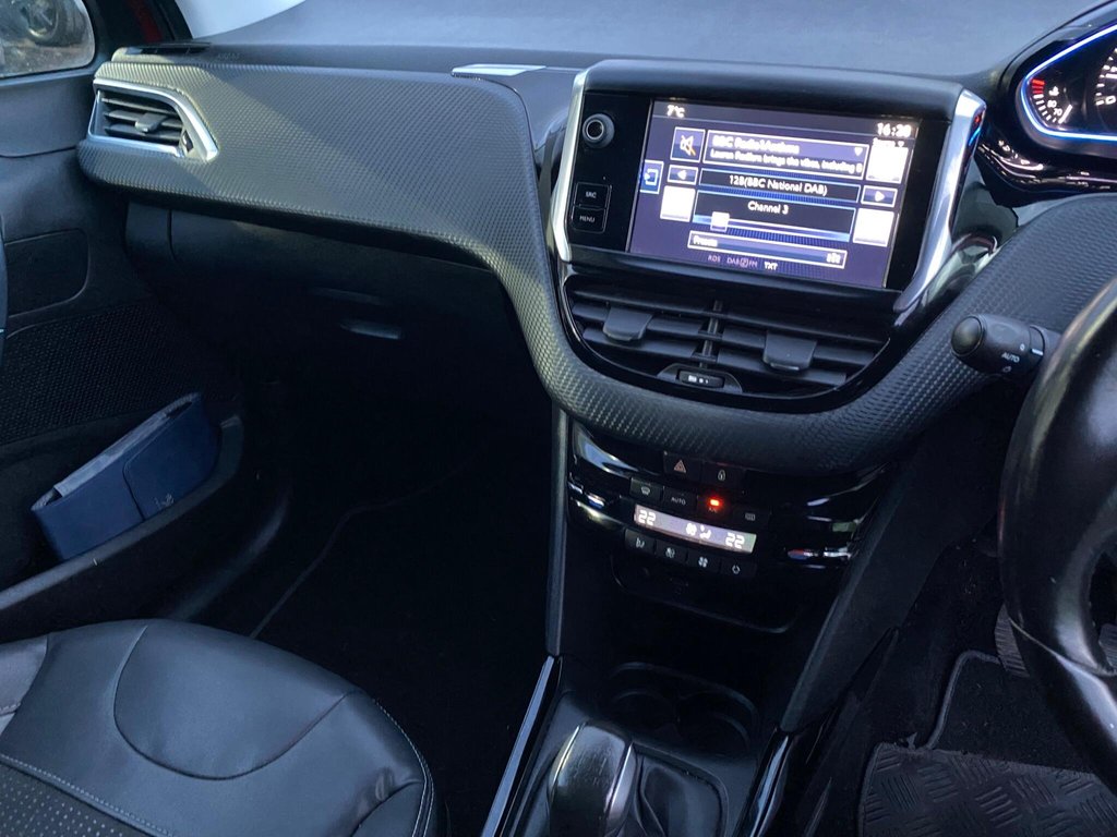 Used Peugeot 2008 2015 for sale - 77236390: Photo 17