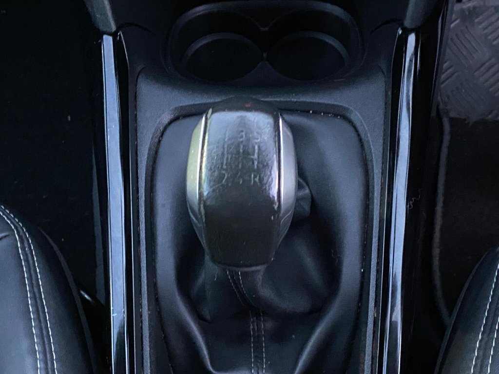 Used Peugeot 2008 2015 for sale - 77236390: Photo 18