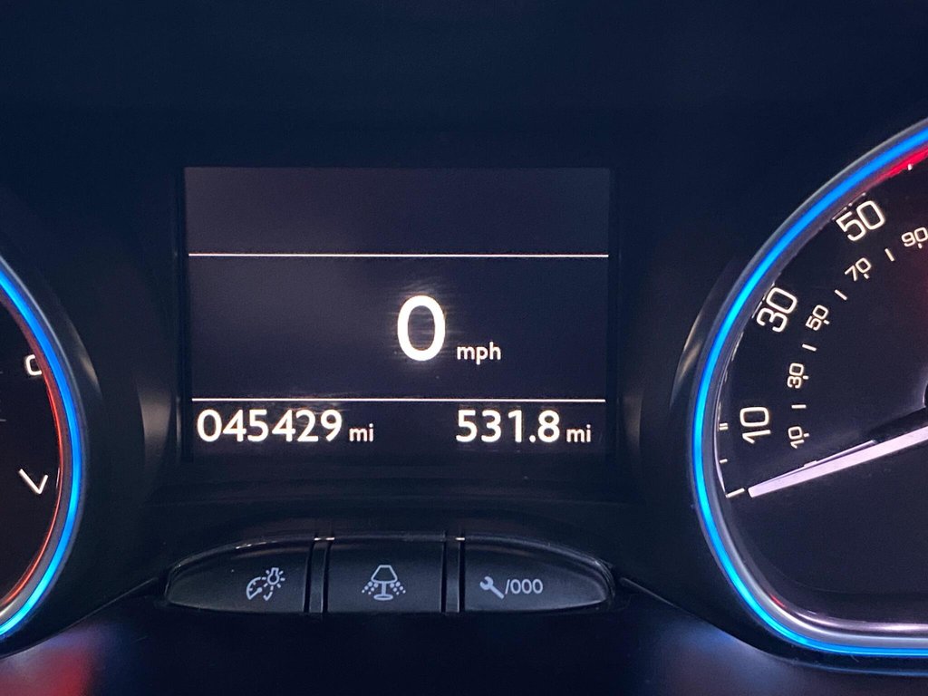 Used Peugeot 2008 2015 for sale - 77236390: Photo 46