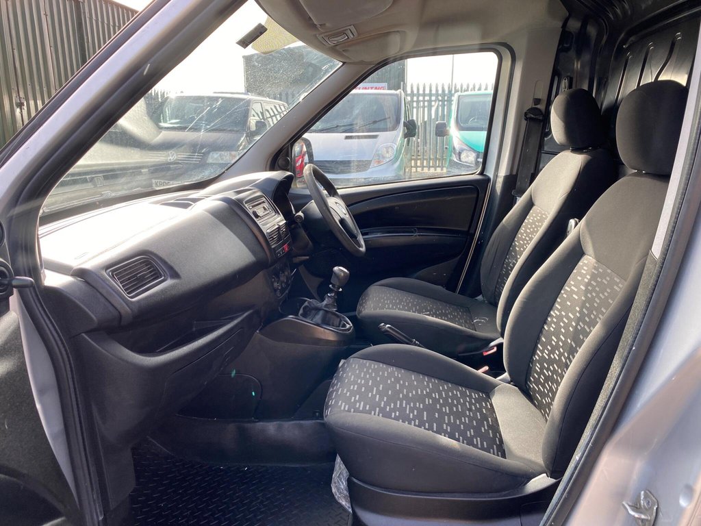 Used Vauxhall Combo 2018 for sale - 77780727: Photo 16
