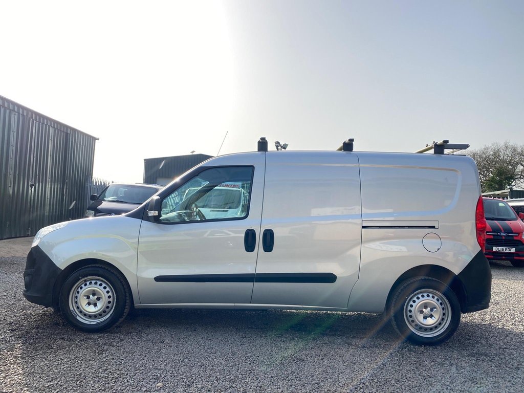 Used Vauxhall Combo 2018 for sale - 77780727: Photo 20