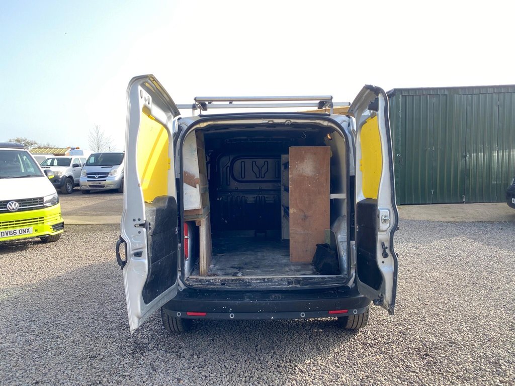 Used Vauxhall Combo 2018 for sale - 77780727: Photo 47