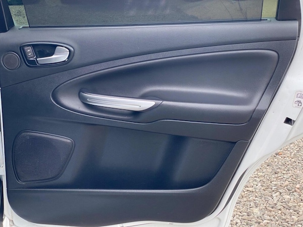 Used Ford S-Max 2012 for sale - 76216811: Photo 41