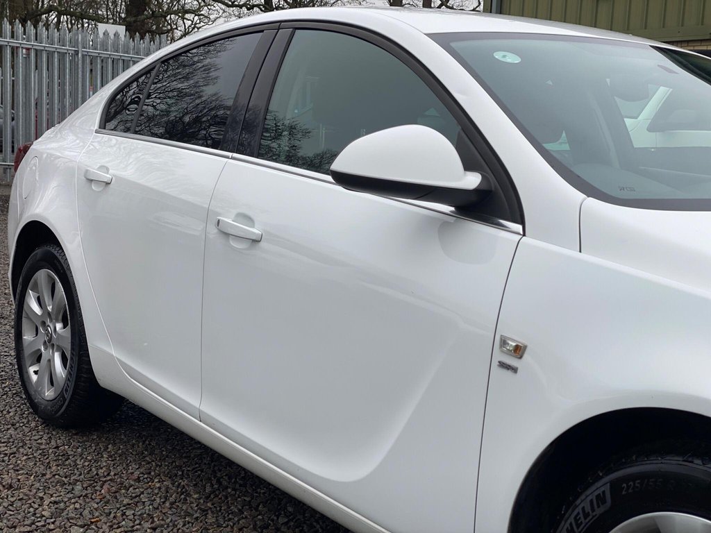 Used Vauxhall Insignia 2015 for sale - 77547082: Photo 23