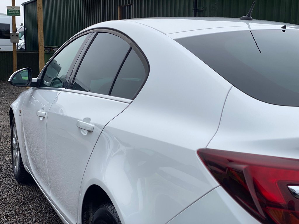 Used Vauxhall Insignia 2015 for sale - 77547082: Photo 27
