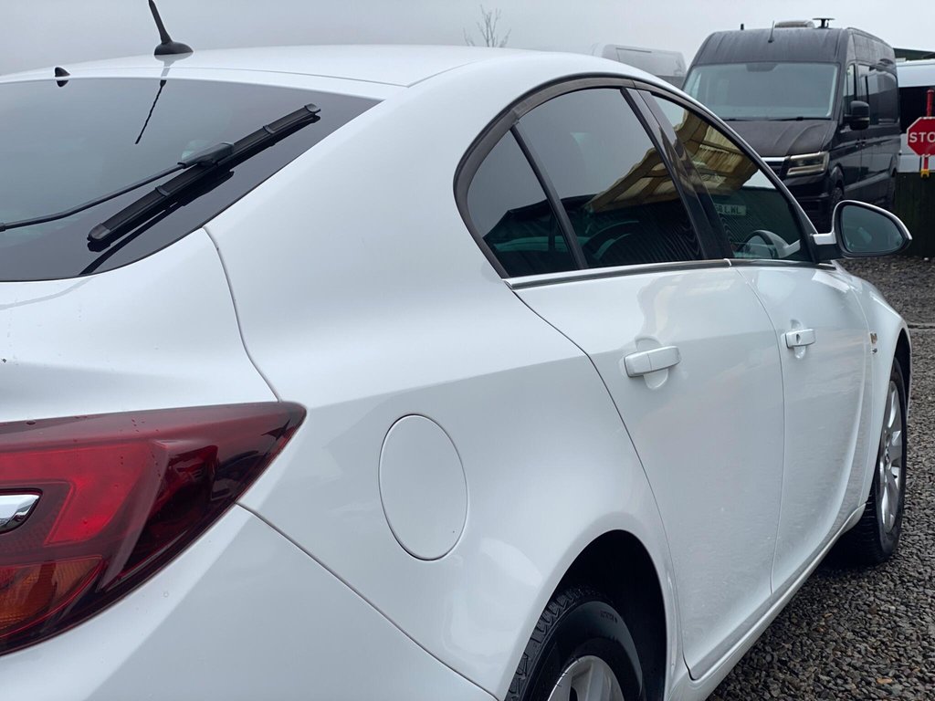 Used Vauxhall Insignia 2015 for sale - 77547082: Photo 30