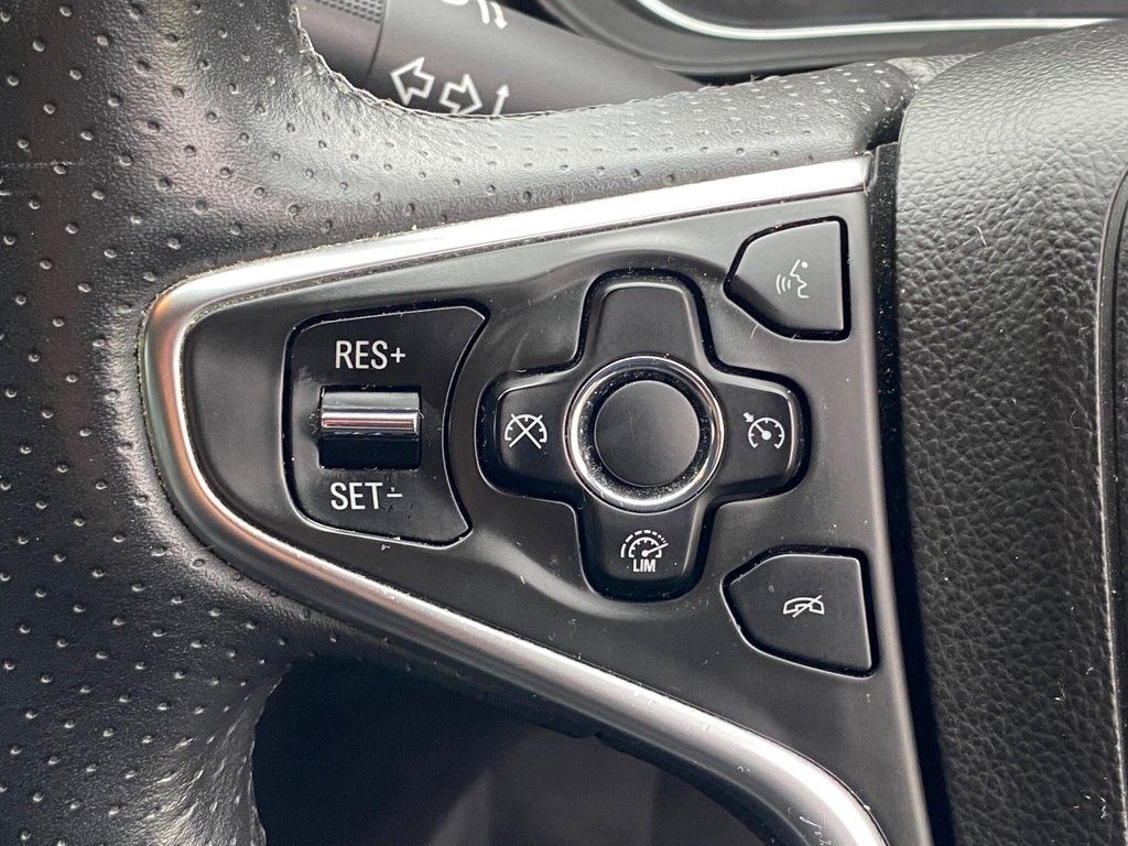 Used Vauxhall Insignia 2015 for sale - 77547082: Photo 37