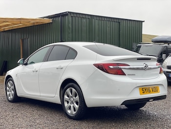 Used Vauxhall Insignia 2015 for sale - 77547082: Photo