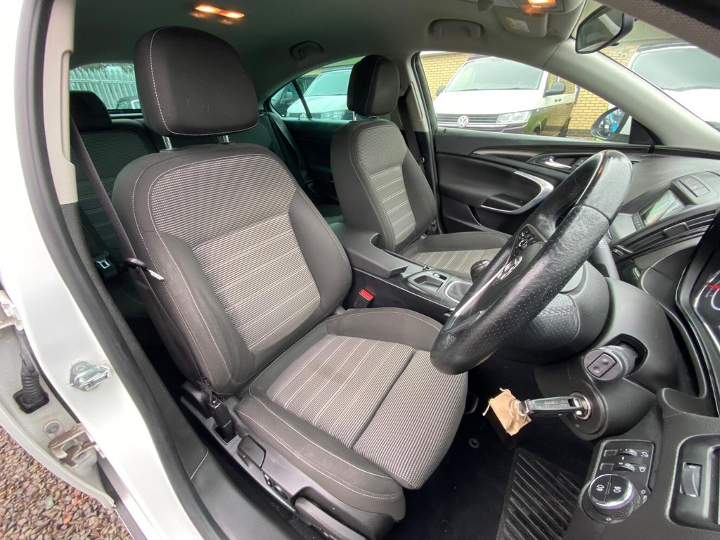 Used Vauxhall Insignia 2015 for sale - 77547082: Photo 7