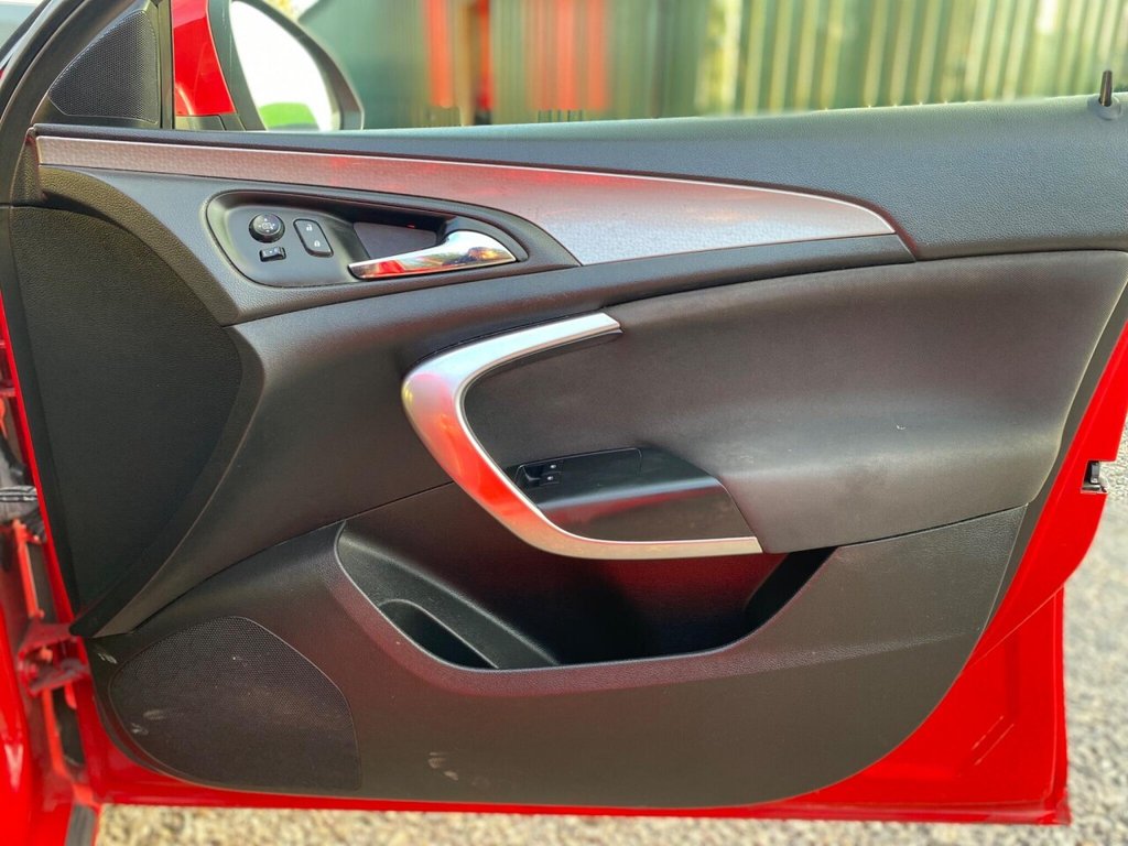 Used Vauxhall Insignia 2015 for sale - 76124255: Photo 40