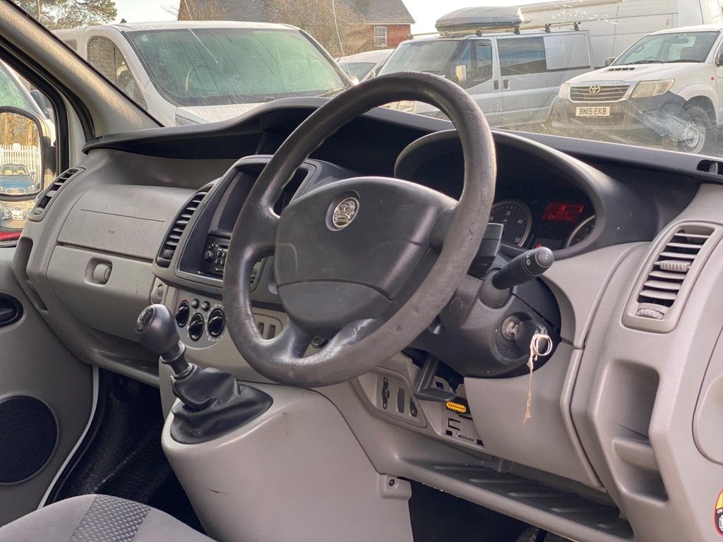 Used Vauxhall Vivaro 2013 for sale - 77205514: Photo 6