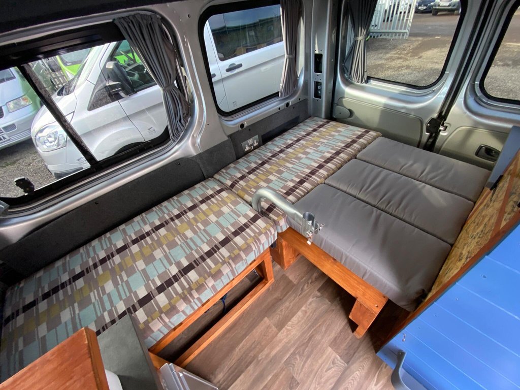 Used Vauxhall Vivaro 2012 for sale - 77205513: Photo 13