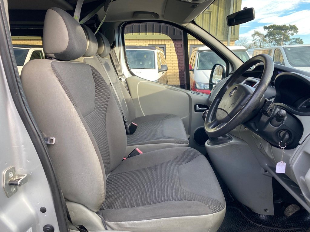 Used Vauxhall Vivaro 2012 for sale - 77205513: Photo 21