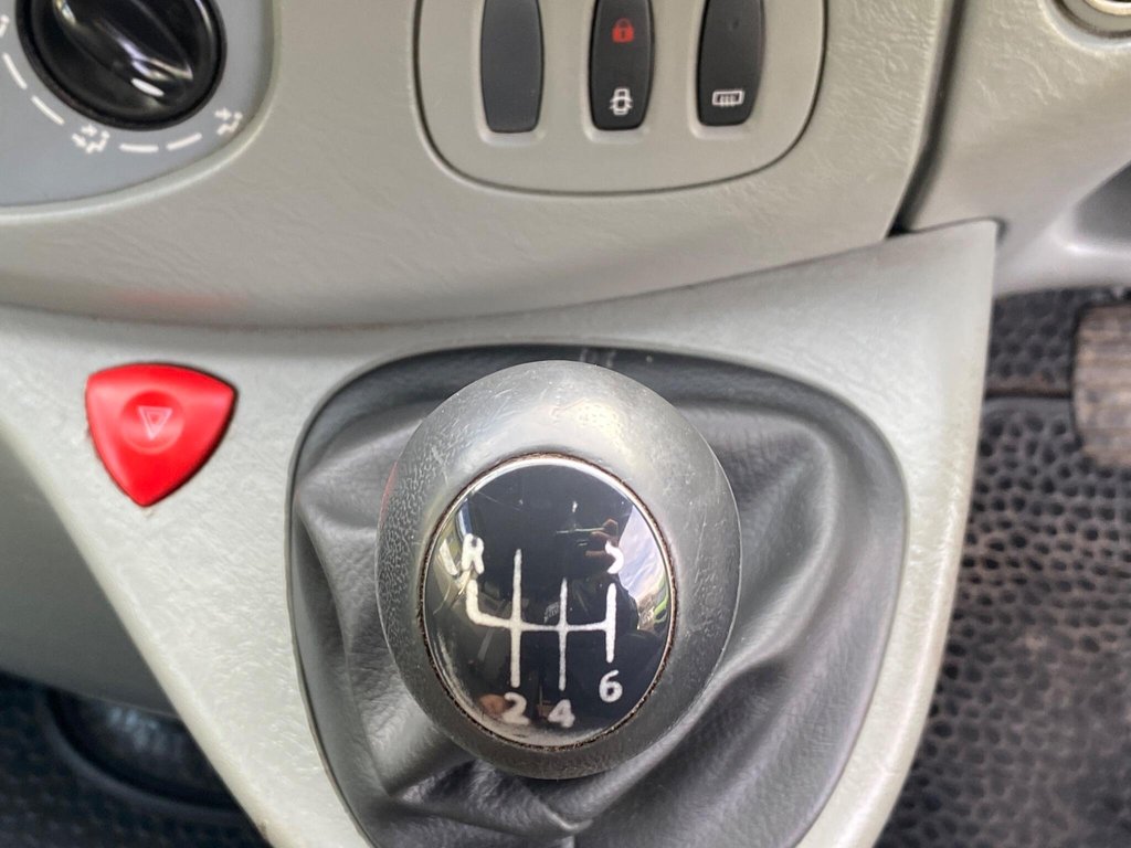 Used Vauxhall Vivaro 2012 for sale - 77205513: Photo 27