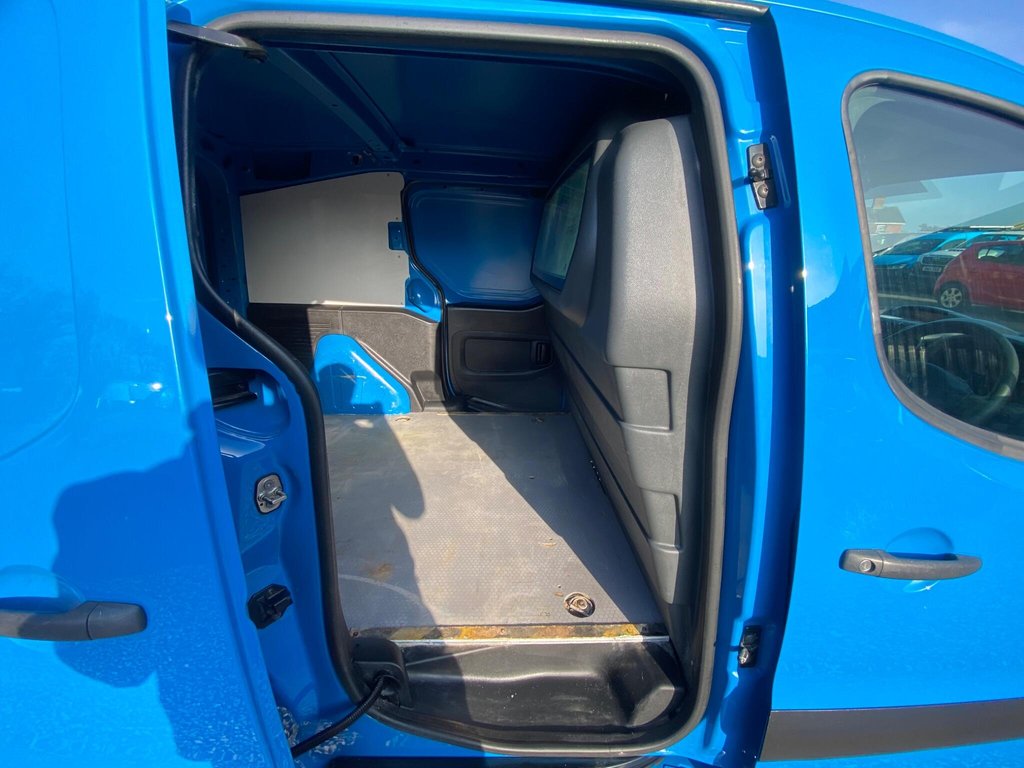 Used Peugeot Partner 2016 for sale - 77755221: Photo 11