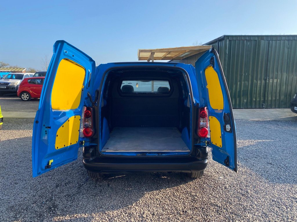 Used Peugeot Partner 2016 for sale - 77755221: Photo 14