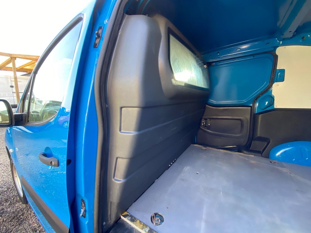 Used Peugeot Partner 2016 for sale - 77755221: Photo 19