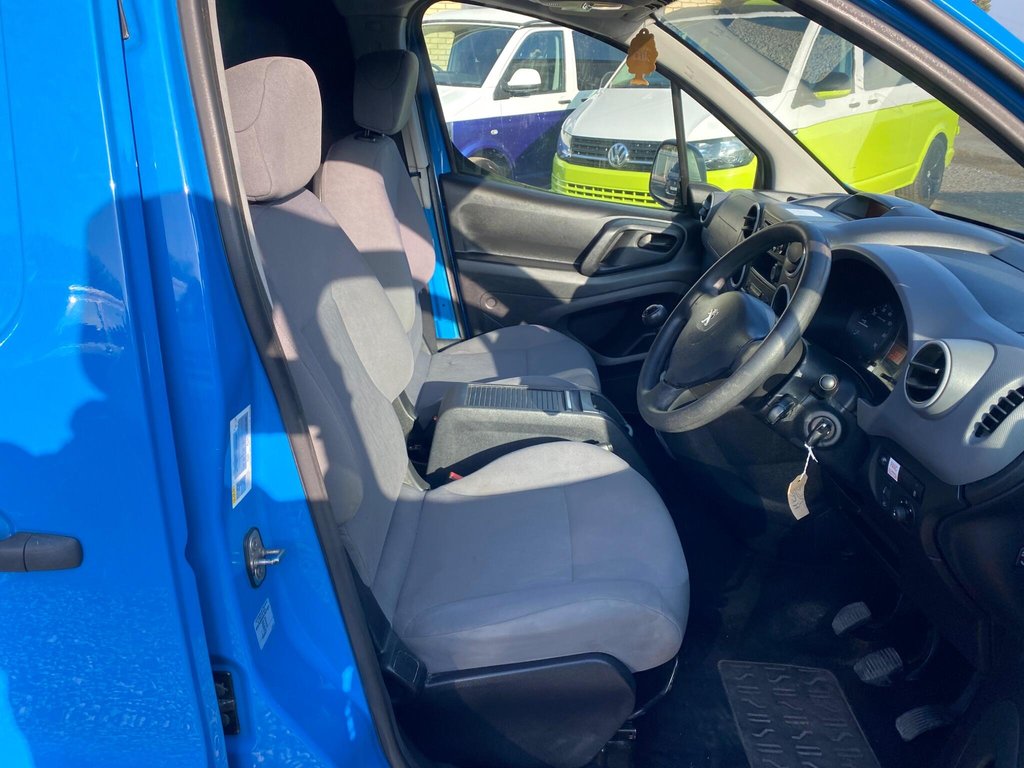 Used Peugeot Partner 2016 for sale - 77755221: Photo 6