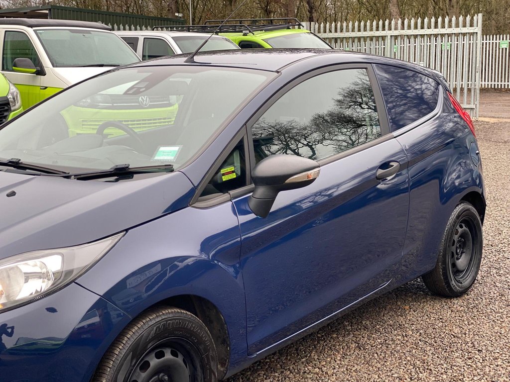 Used Ford Fiesta 2015 for sale - 76977490: Photo 25