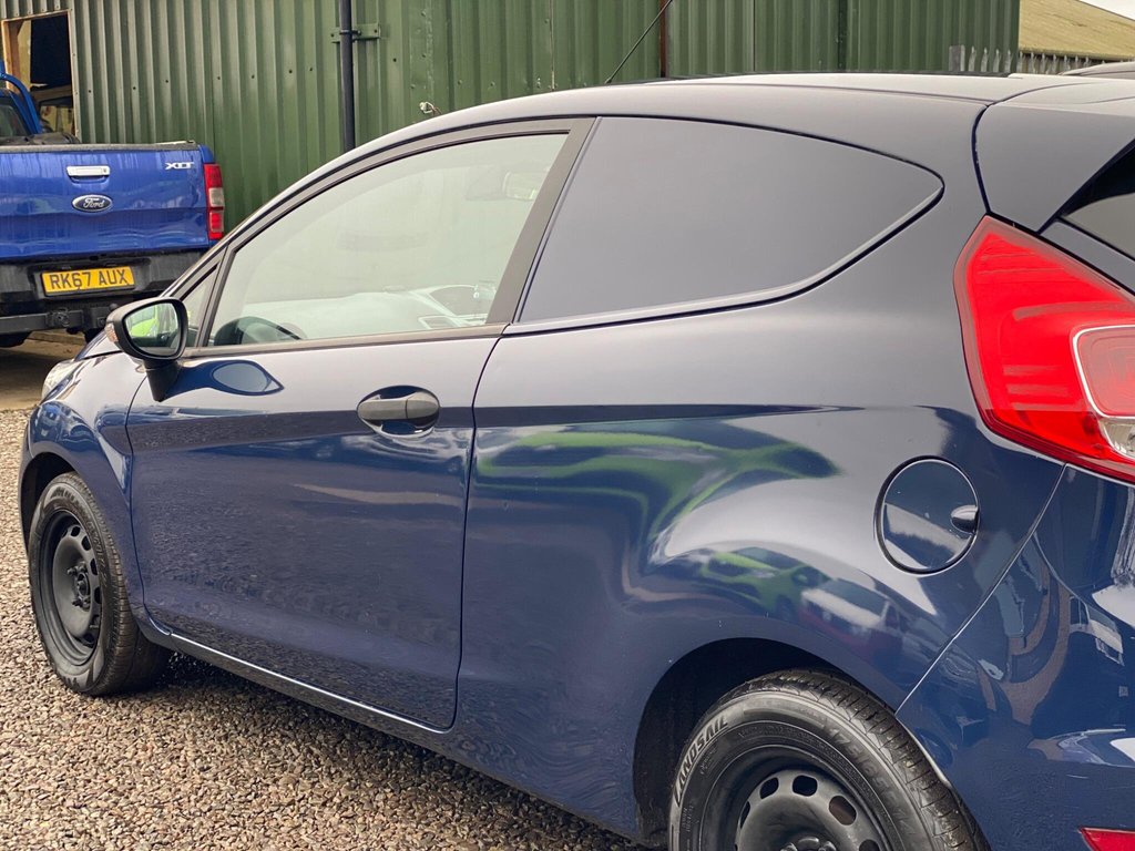 Used Ford Fiesta 2015 for sale - 76977490: Photo 27