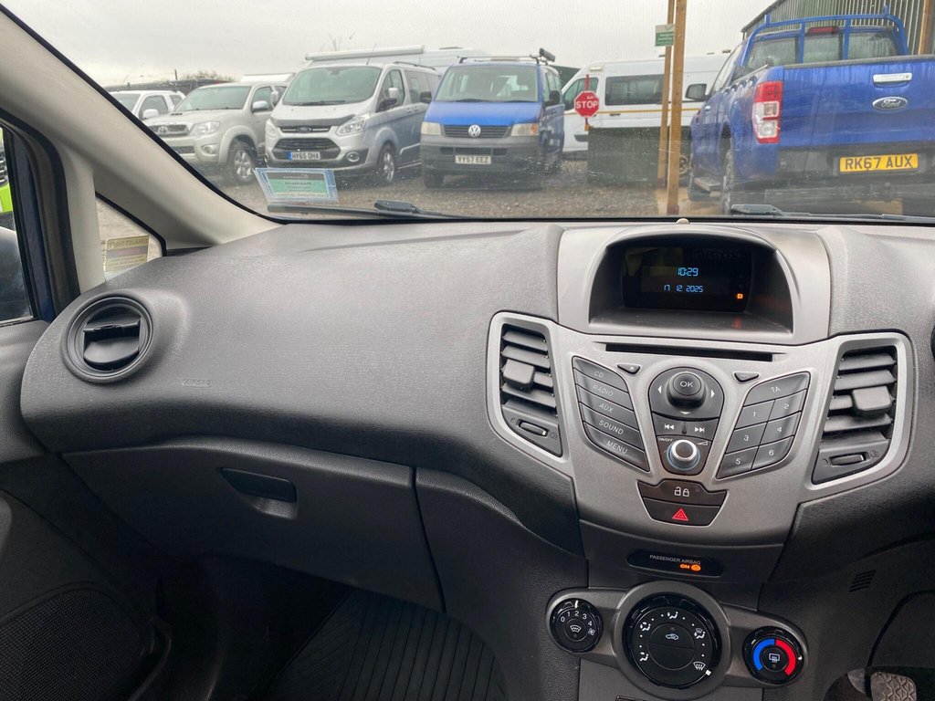 Used Ford Fiesta 2015 for sale - 76977490: Photo 31