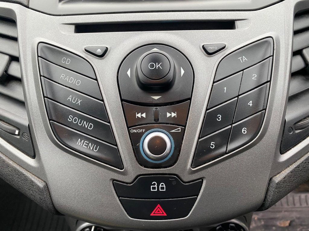 Used Ford Fiesta 2015 for sale - 76977490: Photo 34