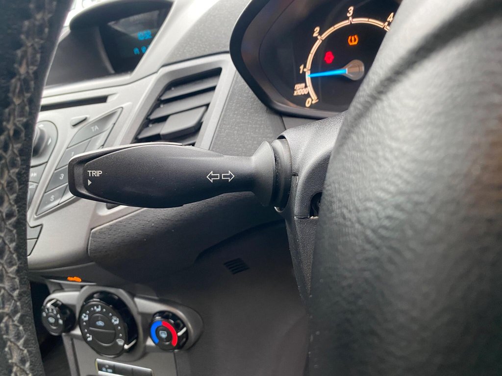 Used Ford Fiesta 2015 for sale - 76977490: Photo 38