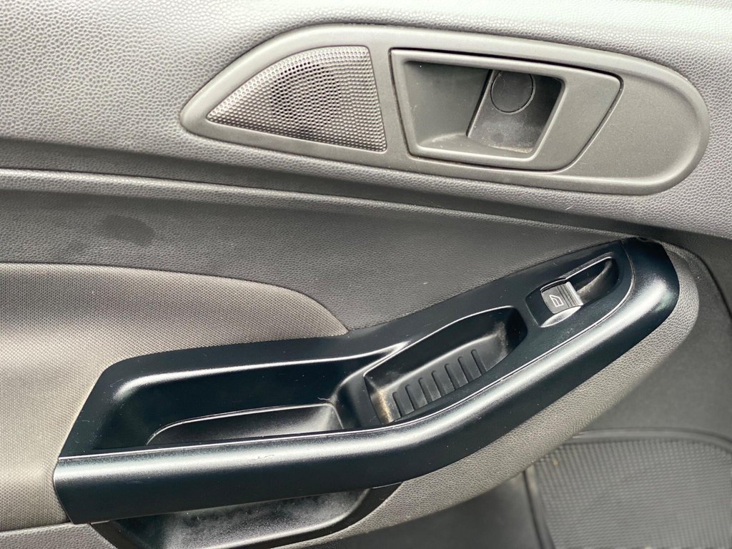 Used Ford Fiesta 2015 for sale - 76977490: Photo 49